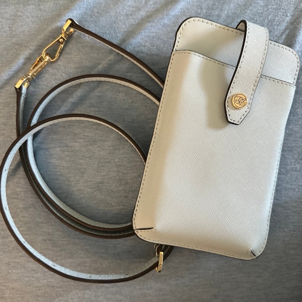 Michael Kors Saffiano Crossbody Smartphone Bag